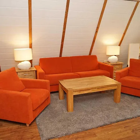 Zeltdachhaus Mit W Lan Sehr دامب