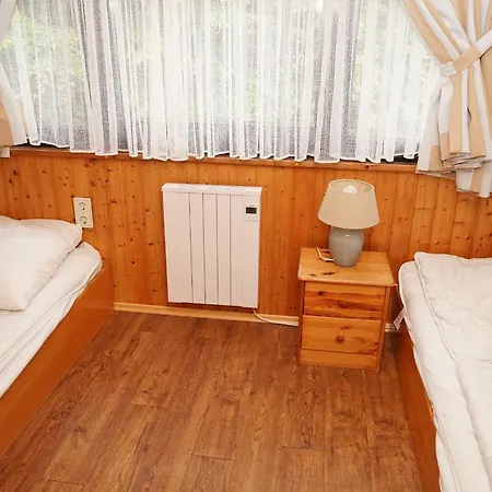 Zeltdachhaus Mit W Lan Sehr Hébergement de vacances